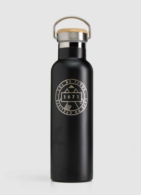 Carafe Isotherme Ola Olsson En Rotin – Thermos Vintage Marron – Métal
