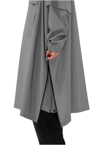 Urban cycling poncho with sleeves - Maium Amsterdam