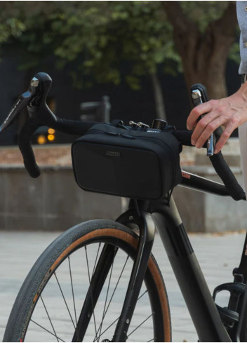 Shad 3L Handlebar Bag and Shoulder Strap