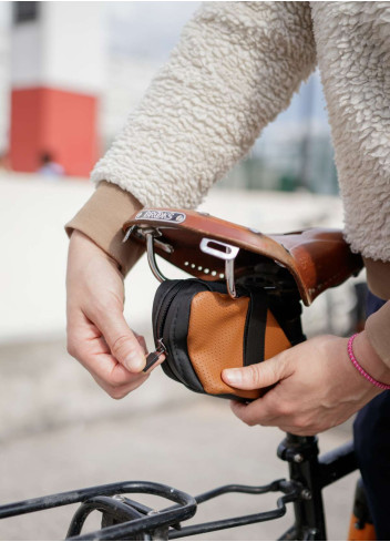 0.5L saddle bag - GES