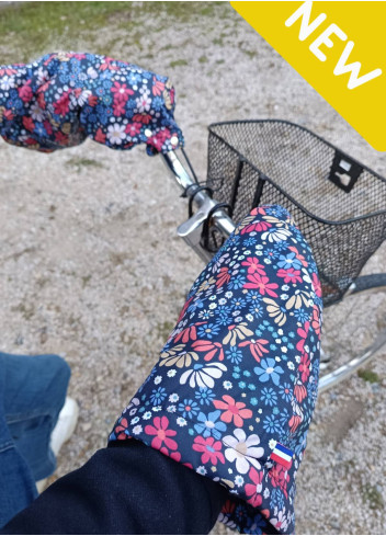 Waterproof lined bike sleeves made in France