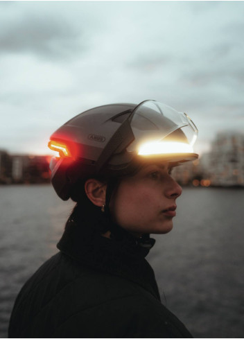 Casque HYP-E avec éclairages et clignotants - Abus