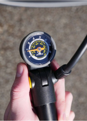 Convertible aluminum mini foot pump - Michelin