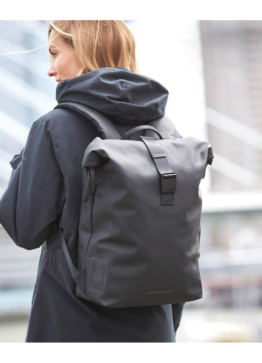 Bicycle backpack with luggage rack hooks - Basil