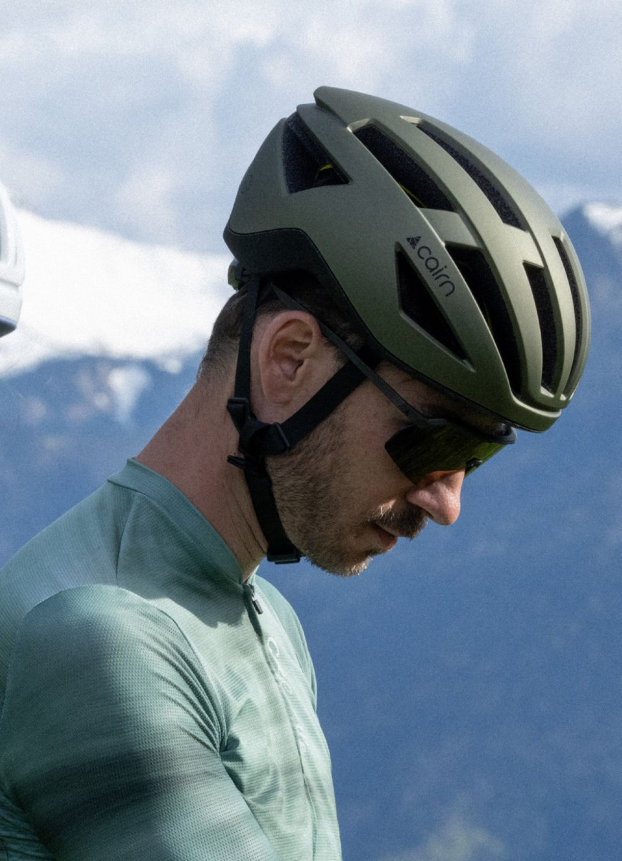 Extra lightweight bike helmet with MIPS - Cairn