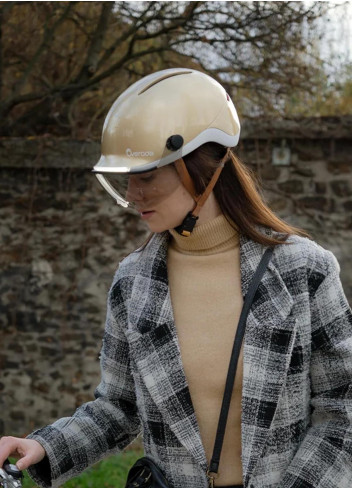 LIFE visor helmet with indicators - Overade