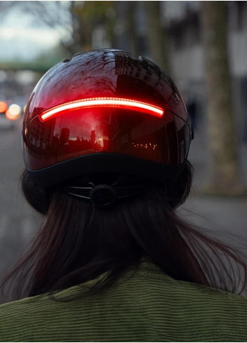 LIFE visor helmet with indicators - Overade