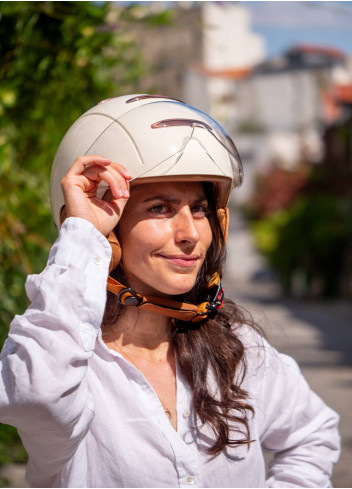 Urban helmet with visor and ear flaps - Exk