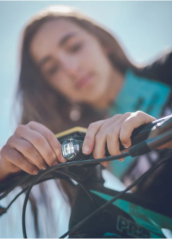Eclairage avant Femto vélo - Lezyne