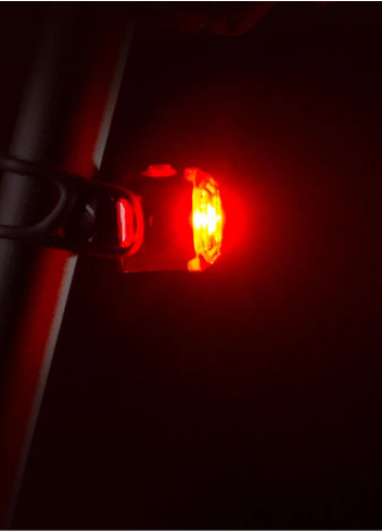 Eclairage arrière Femto vélo USB - Lezyne